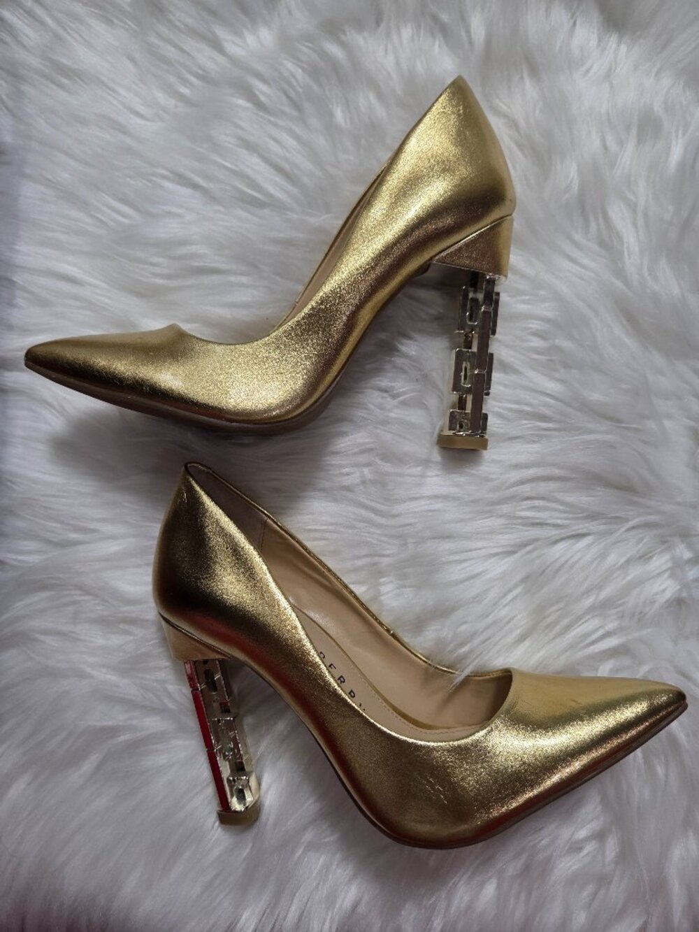 Katy Perry The Suzzie Chain Heel Pumps